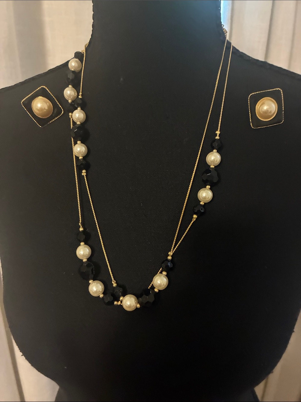 Elegant Black and Pearl Long Station Necklace - Unbranded